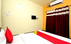 Goroomgo Shree Bhumi Puri